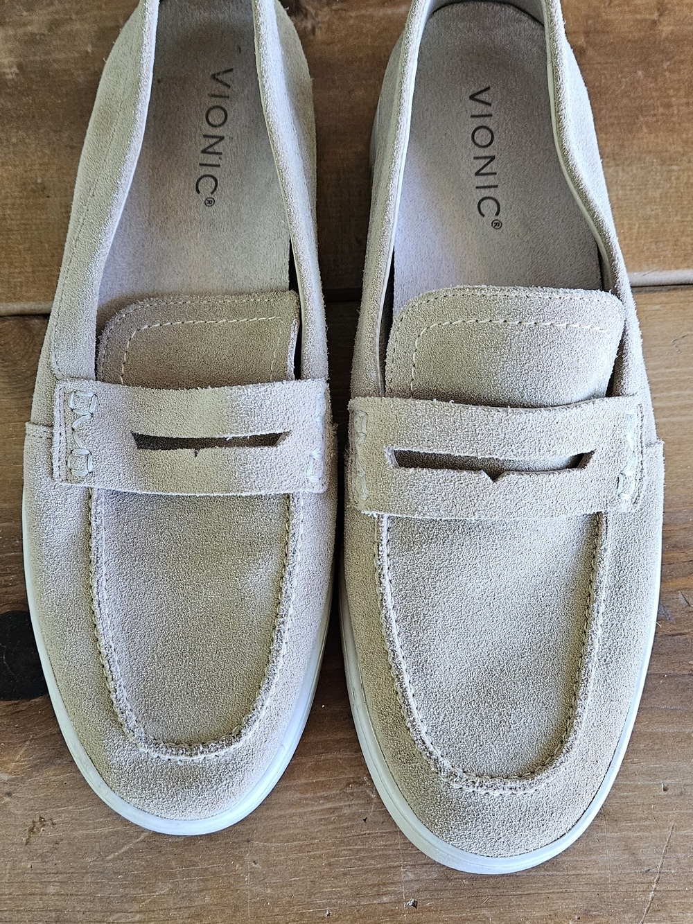 Vionic Women's Suede Uptown Penny Loafers in Beige Size 9